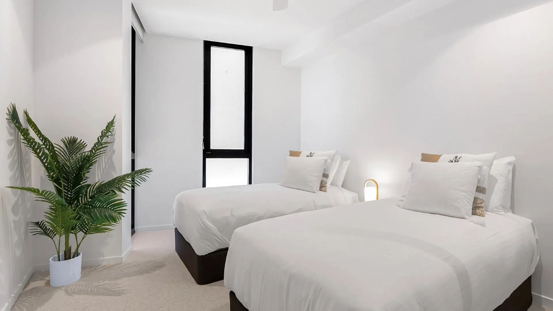 Bokarina Beach Apartments, Ascend Hotel Collection Кавана-Уотерс